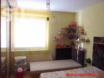 3 izbov� byt, Zvolen Z�pad, Str�ska