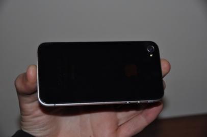 New and unlocked Apple iPhone 4 , 32GB (