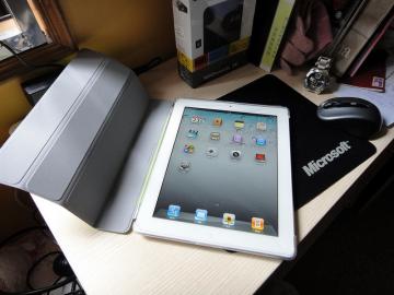 For sale Authentic Apple iPad 2 Wi-Fi +