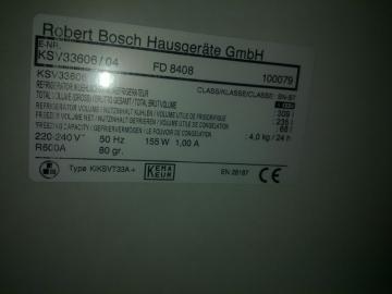 Predm chladniku Bosch KSV 33600