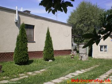 rodinn dom v Bokovciach, okres Luenec