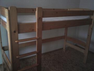 poschodova postel aj s matracom a rostom