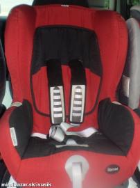 Autosedaka Romer isofix 9-18kg