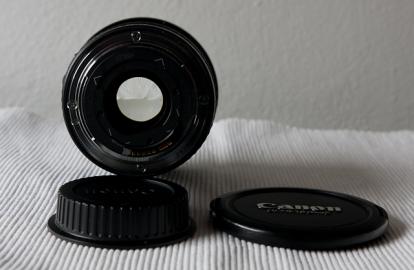 Predam objektiv Canon EF 17-40mm f/4 L U