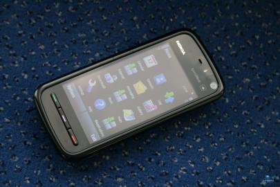 Nokia 5800 + 8GB Pametova karta