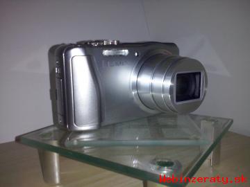 Poloprofesionlna Leica DMC-TZ30
