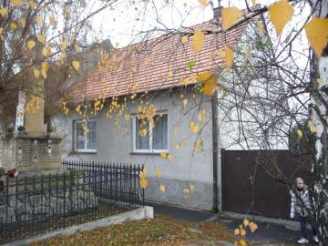 3 izb.  RODINN DOM, DEVNSKA NOV VES