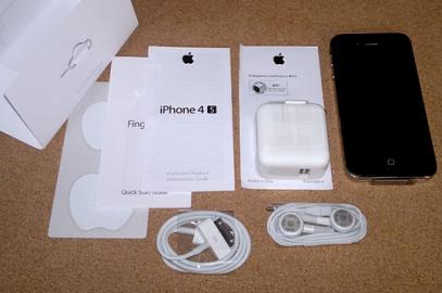 Na prodej Apple iPhone 64GB 4S