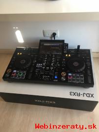 Pioneer DJ XDJ-RX3 a Pioneer XDJ XZ