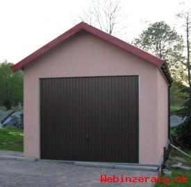 Omítnutá montovaná garáž
