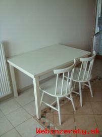 Jedlensk stl s 2 stolikami