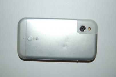 LG KM 900