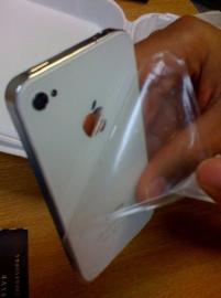 Apple iPhone 4G 32GB (Unlocked). . $350u