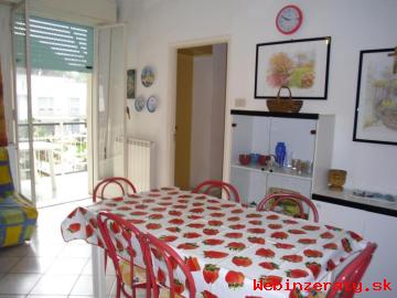 Apartmn pre 4 osoby v Lido Estensi - IT