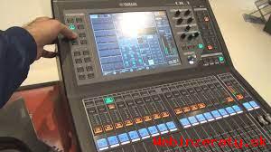 Yamaha QL1 Digital Mixing Console