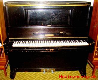 Staroitn pancierov piano PETROF